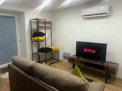 /international/pt/rua-manuel-da-silva-cruz-maia-porto-310093833808/
