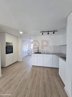 /international/pt/quelfes-faro-310100289111/
