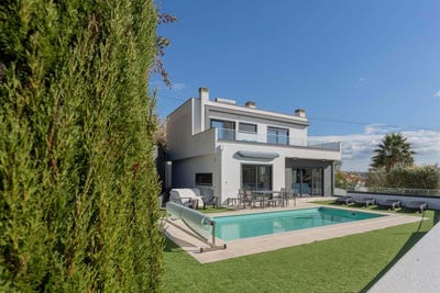 /international/pt/sao-martinho-do-porto-leiria-310100715111/
