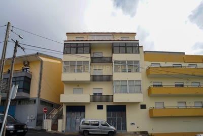 /international/pt/rua-28-de-janeiro-107-camarate-portugal-camarate-lisbon-310105185360/