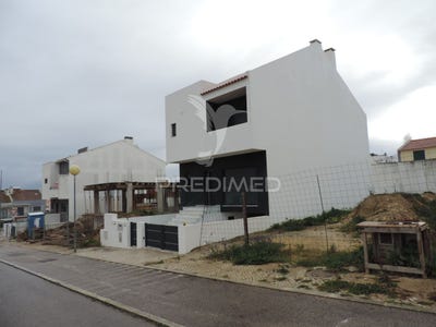 /international/pt/atalaia-e-alto-estanqueiro-jardia-montijo-setubal-municipality-120090575665/