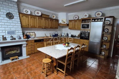 /international/pt/vila-nova-de-foz-coa-guarda-310105789475/