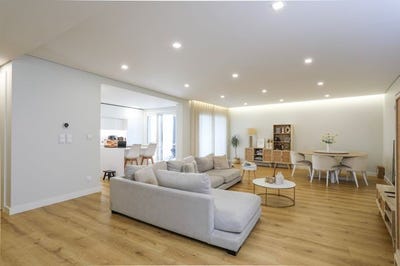 /international/pt/2-r-antonio-variaes-porto-salvo-lisbon-310104335493/