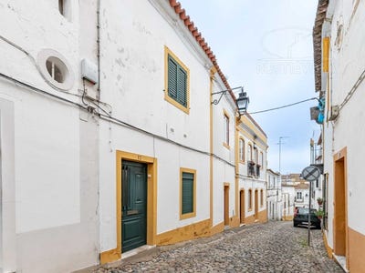 /international/pt/evora-sao-mamede-evora-310109222059/