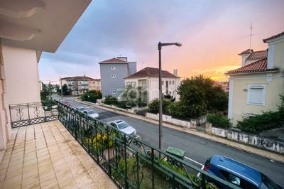 /international/pt/coimbra-lisbon-310097960457/