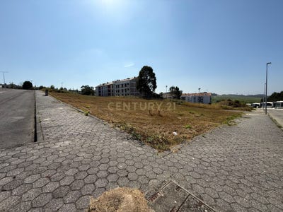 /international/pt/travessa-c-do-rossio-oliveira-do-bairro-portugal-oliveira-do-bairro-aveiro-310109233124/?lang=id