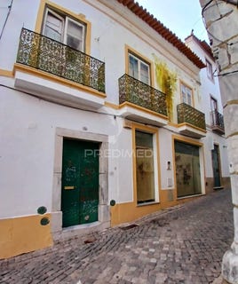 /international/pt/beja-santiago-maior-e-sao-joao-baptista-beja-beja-310106512322/