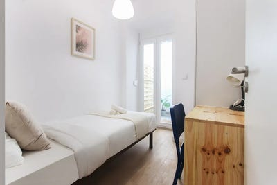 /international/pt/rua-actor-joao-rosa-lisbon-lisbon-310096791463/