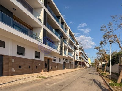 /international/pt/montenegro-faro-310107295873/