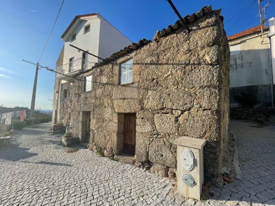 /international/pt/rua-do-areal-seia-guarda-310100673089/