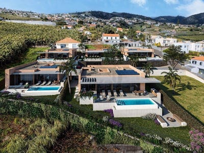 /international/pt/estreito-da-calheta-madeira-310108527116/