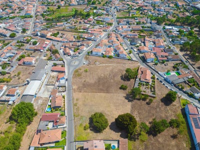/international/pt/r-sociedade-e-beneficencia-e-recreio-primeiro-de-janeiro-58-2430-385-marinha-grande-portugal-marinha-grande-leiria-310108836560/?lang=de