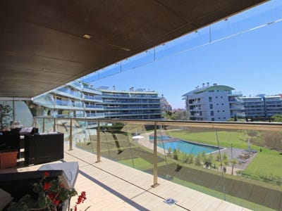/international/pt/cascais-e-estoril-lisbon-310107644016/