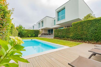 /international/pt/alameda-sr-da-serra-8-belas-portugal-queluz-lisbon-310108892059/