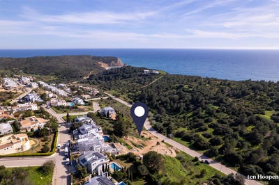 /international/pt/budens-faro-310100714481/?lang=id
