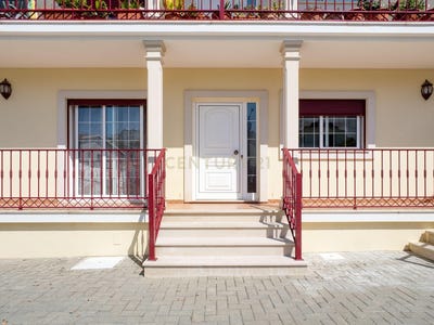 /international/pt/nazare-leiria-310100858424/