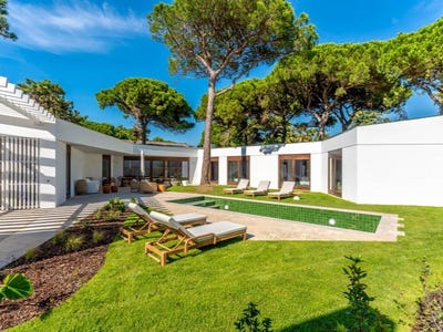 /international/pt/cascais-e-estoril-lisbon-310106410762/