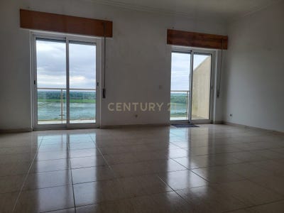 /international/pt/avenida-dos-condes-de-azambuja-azambuja-portugal-azambuja-lisbon-310104889360/