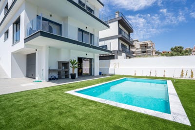 /international/pt/rua-afonso-de-albuquerque-lote-250-fonte-santa-vialonga-lisbon-310108484104/