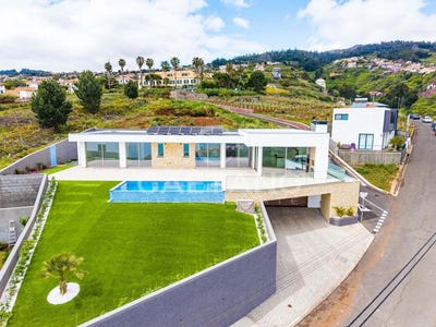 /international/pt/estreito-da-calheta-madeira-310108650586/?lang=it