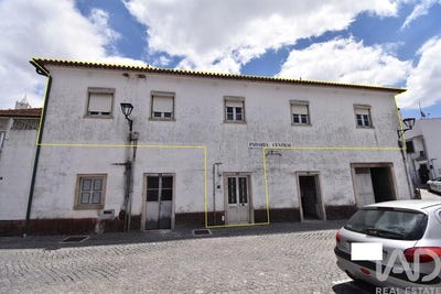 /international/pt/penela-santa-eufemia-coimbra-310101186224/