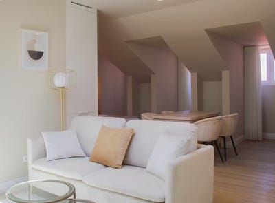 /international/pt/rua-da-pascoa-lisbon-lisbon-310093873240/