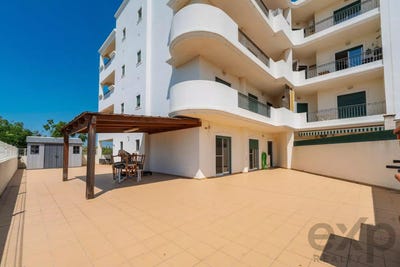 /international/pt/quelfes-faro-310100387658/