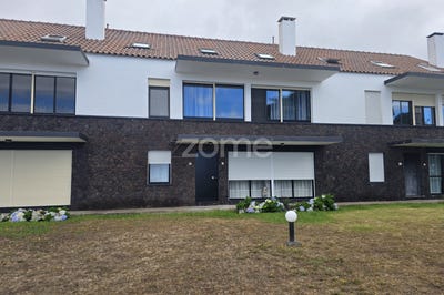/international/pt/lagoa-sao-miguel-azores-310101281591/
