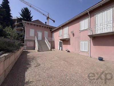 /international/pt/vila-mea-braganca-310106774335/