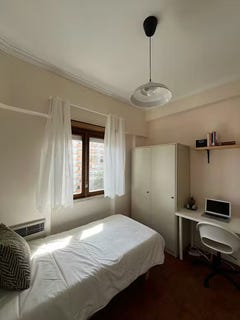 /international/pt/rua-cidade-de-cadiz-lisbon-lisbon-310108644780/