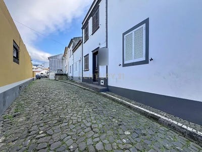 /international/pt/r-dr-jose-tavares-frazao-junior-22-9600-ribeira-grande-portugal-ilha-de-sao-miguel-azores-310107521422/