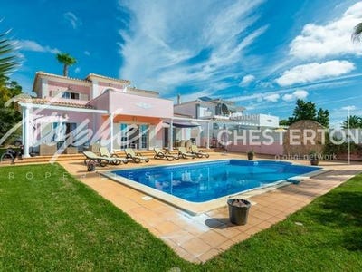 /international/pt/cerro-cabeca-de-camara-loule-faro-310100796312/