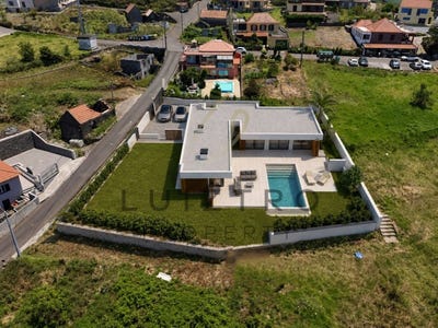 /international/pt/ponta-do-pargo-madeira-310108726252/