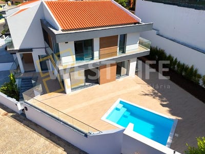 /international/pt/enxara-do-bispo-lisbon-310101017513/
