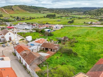 /international/pt/budens-faro-310108759765/