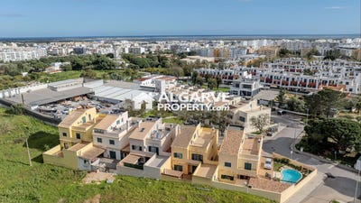 /international/pt/quelfes-faro-310109100124/?lang=de