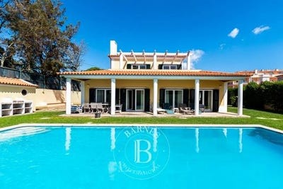 /international/pt/cascais-estoril-guia-rua-das-faias-209-casas-do-farol-casa-2-guia-leiria-310100639756/