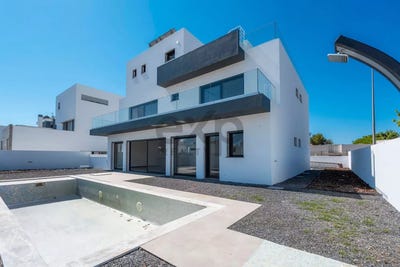 /international/pt/rua-joaquim-jose-marques-gil-nº165-tavira-faro-310106776281/