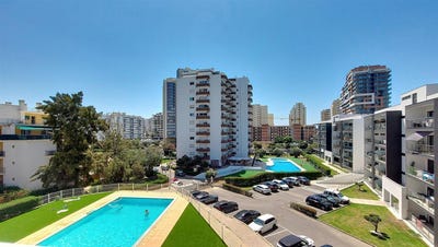/international/pt/rua-agosto-azul-portimao-faro-310101471626/