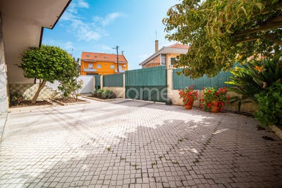/international/pt/loures-lisbon-310107942360/
