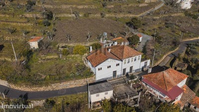 /international/pt/ferreiros-de-avoes-viseu-310108697642/
