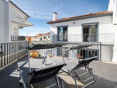 /international/pt/rua-de-moises-21-nazare-portugal-nazare-leiria-310102587276/