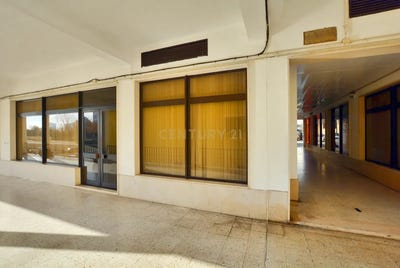 /international/pt/rua-cooperativa-a-sacavenense-sacavem-e-prior-velho-lisbon-310105187278/
