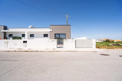 /international/pt/r-florbela-espanca-lt19-sarilhos-grandes-setubal-municipality-310106967806/