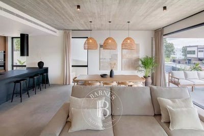 /international/pt/vila-nova-de-gaia-madalena-rua-padre-henrique-duarte-dos-reis-fortuna-no-140-madalena-madeira-310100636834/?lang=zh-tw