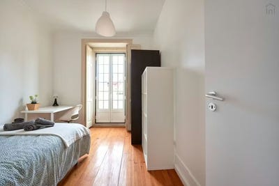 /international/pt/rua-de-sao-jose-lisbon-lisbon-310093864368/