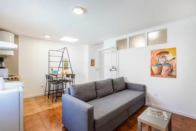 /international/pt/rua-da-tapada-da-marinha-vila-nova-de-gaia-porto-310093843920/