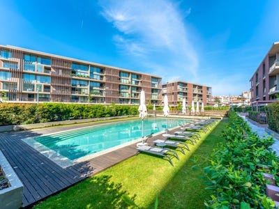 /international/pt/cascais-e-estoril-lisbon-310107676616/