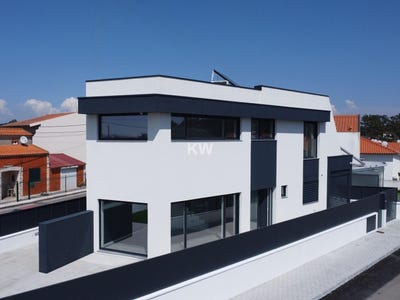 /international/pt/gafanha-do-carmo-aveiro-310108523072/