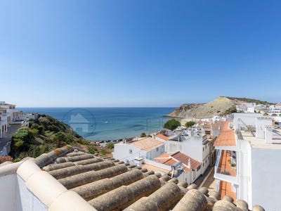 /international/pt/budens-faro-310097260827/